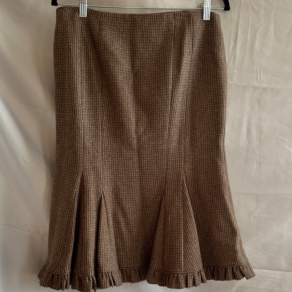 Ralph Lauren Trumpet skirt with Ruffle Hem - Picture 8 of 10